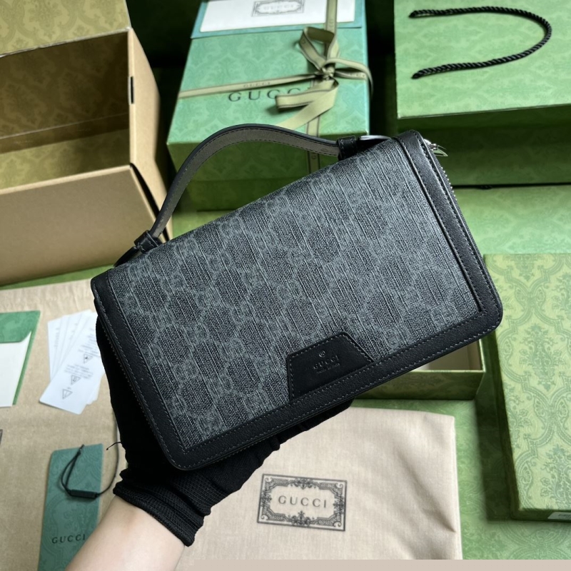 G*u*i wallets & purse